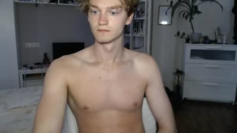 Snapshot of daniel_yumm chatting on June 2026 09:07:01 AM Daniel online show from June 2026 09:07:01 AM
