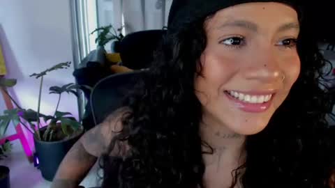 Snapshot of daniela_arenas chatting on July 2026 09:17:02 PM daniela_arenas online show from July 2026 09:17:02 PM