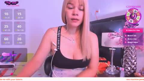 daniela online show from April 2026 12:41:01 PM