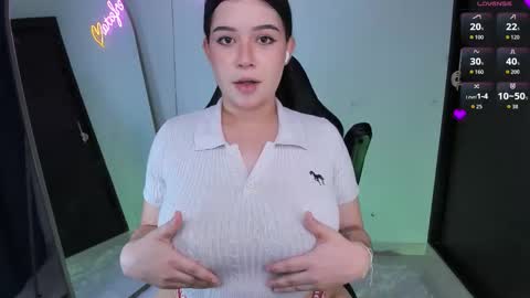 Snapshot of daniela_hornny chatting on September 2025 04:23:01 AM dani h0rx online show from September 2025 04:23:01 AM