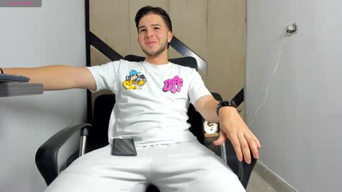 DANIEL online show from February 2025 03:32:02 AM