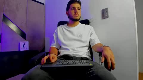 DANIEL online show from September 2025 02:22:02 AM