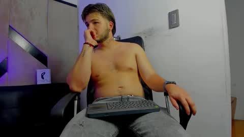 DANIEL online show from October 2025 05:05:01 AM