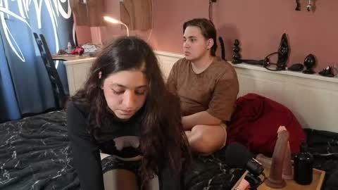 Snapshot of daniellamintzer chatting on May 2026 02:45:01 PM Sonya and Tom online show from May 2026 02:45:01 PM