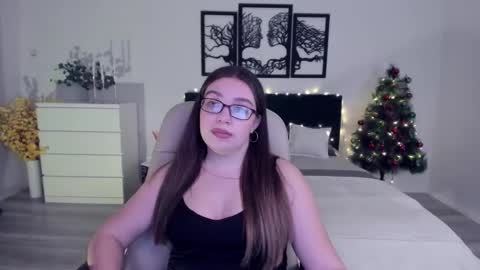 Daniella online show from December 2024 03:55:01 PM