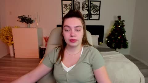 Daniella online show from January 2025 03:01:01 PM