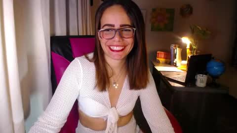 Angie online show from May 2026 02:12:01 PM