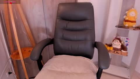 Danielle Rose online show from November 2025 10:59:02 PM