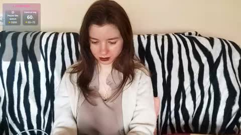 Mia online show from February 2026 07:05:01 AM