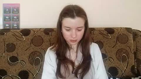 Mia online show from February 2026 07:19:01 AM