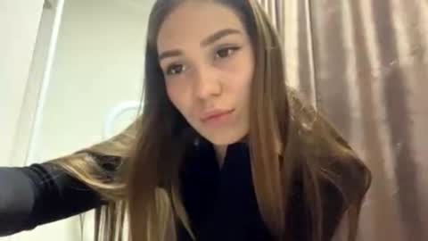 Julia online show from February 2026 01:20:01 PM