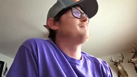 Daniel    y. online show from February 2026 09:46:02 PM