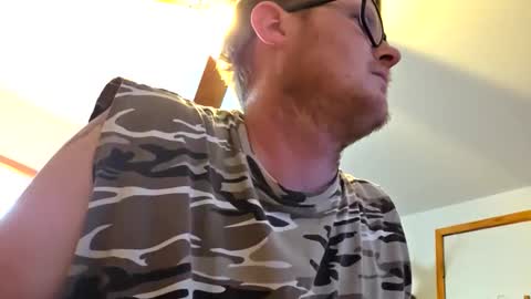 Daniel    y. online show from April 2026 09:49:02 PM