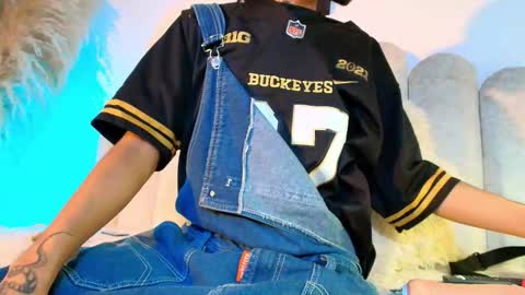 daniels_gil online show from September 2025 03:17:02 AM