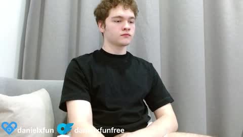 Snapshot of danielxfun chatting on April 2026 10:40:01 PM Daniel online show from April 2026 10:40:01 PM