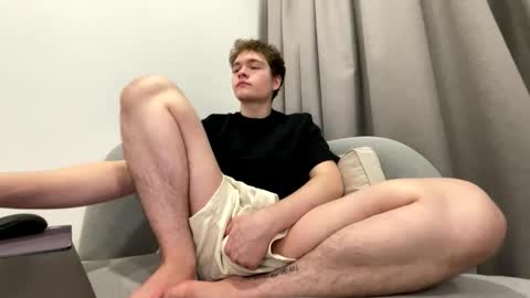 Snapshot of danielxfun chatting on April 2026 05:07:01 PM Daniel online show from April 2026 05:07:01 PM