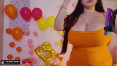 Hi Im Daniela online show from November 2025 12:43:02 AM