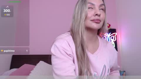 K A R O L online show from September 2025 02:11:01 AM