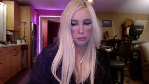 Snapshot of danikawhite69 chatting on January 2025 08:17:01 AM DanikaWhite69 online show from January 2025 08:17:01 AM