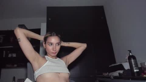 Snapshot of danikrosse chatting on January 2025 07:11:01 AM Danik online show from January 2025 07:11:01 AM