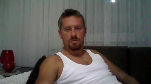 daniel online show from November 2025 07:48:02 PM