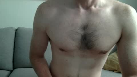 Snapshot of danishguysdicks chatting on July 2026 07:01:02 AM Buzzy online show from July 2026 07:01:02 AM
