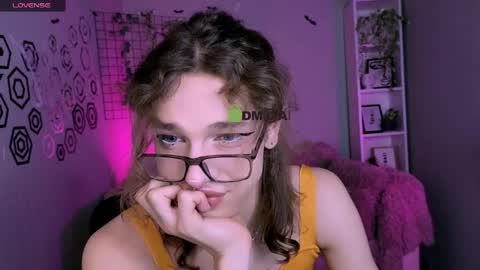 Snapshot of dann_foxy chatting on November 2025 09:06:01 PM dann foxy online show from November 2025 09:06:01 PM