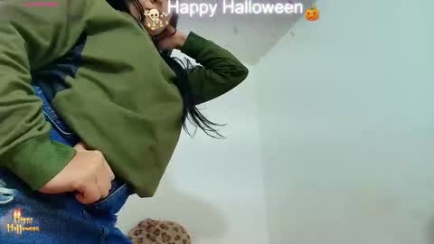 Snapshot of danna_1111 chatting on October 2025 02:40:02 PM danna online show from October 2025 02:40:02 PM