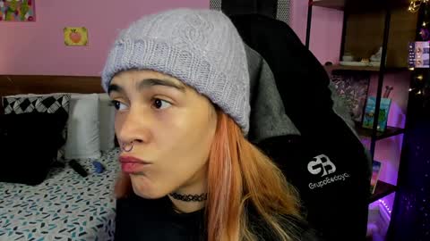 Snapshot of danna__castle chatting on January 2025 04:36:02 AM Dannacastle online show from January 2025 04:36:02 AM