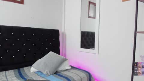 Snapshot of danna__castle chatting on January 2025 05:19:01 AM Dannacastle online show from January 2025 05:19:01 AM