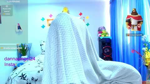 Danna online show from March 2026 07:50:02 PM