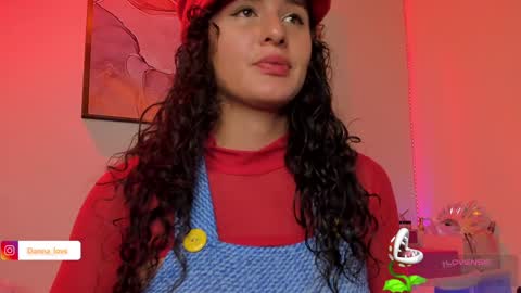 Danna Lovs online show from January 2025 03:01:02 PM