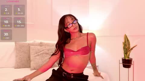 Snapshot of danna_palmeth chatting on May 2026 10:28:01 PM danna_palmeth online show from May 2026 10:28:01 PM
