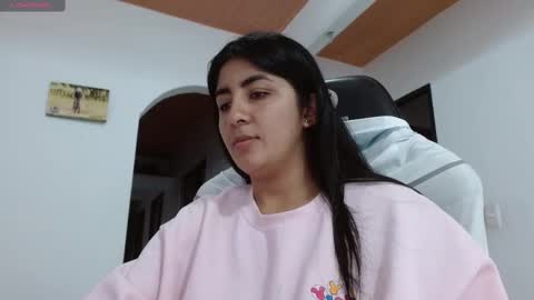 Snapshot of danna_peterson chatting on March 2025 09:06:02 PM Danna online show from March 2025 09:06:02 PM