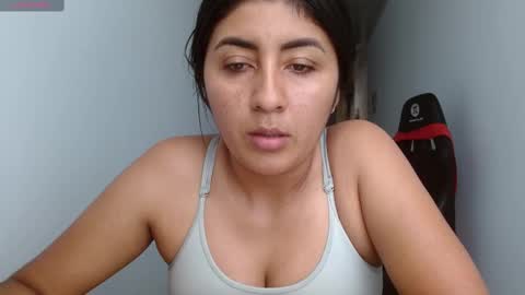 Snapshot of danna_peterson chatting on September 2025 07:51:02 PM Danna online show from September 2025 07:51:02 PM