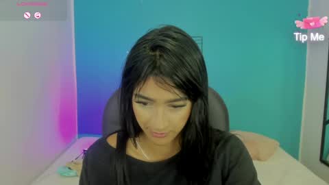 Danna online show from May 2026 01:52:01 PM