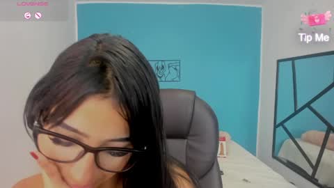 Danna online show from June 2026 03:50:01 PM