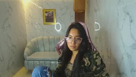 Snapshot of danna_sweet_s chatting on October 2025 08:20:02 PM danna_sweet_s online show from October 2025 08:20:02 PM