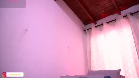 Danna Berlin  online show from October 2025 07:23:01 PM