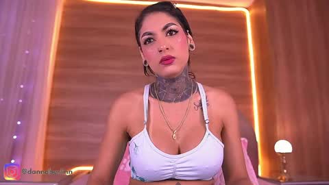 Danna Berlin  online show from March 2026 07:25:01 PM