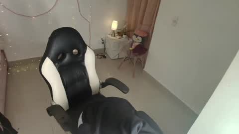 dannagabriella online show from June 2026 09:36:02 AM