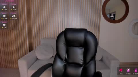Danna Gibbs online show from December 2024 09:10:01 AM
