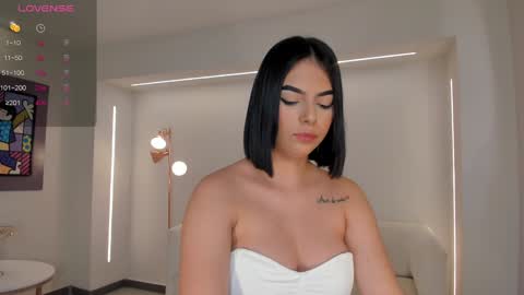 Danna Gibbs online show from December 2024 07:57:02 PM