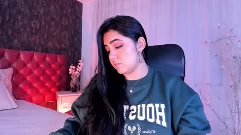 Danna online show from January 2025 02:14:01 PM