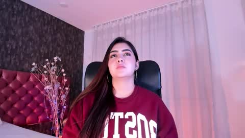 Danna online show from October 2025 02:49:01 PM