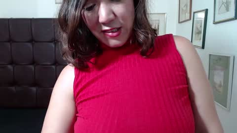 Danna online show from January 2025 02:36:02 PM