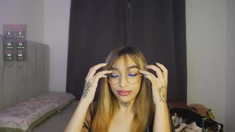 Snapshot of dannielle_ chatting on March 2025 09:37:01 PM online show from March 2025 09:37:01 PM