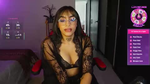 Snapshot of dannielle_ chatting on September 2025 08:53:02 PM online show from September 2025 08:53:02 PM