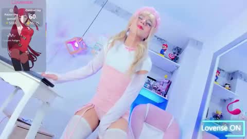 Danni  Sebastian online show from January 2026 12:53:02 PM