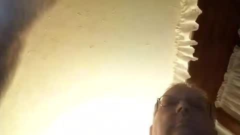 dannowisc online show from March 2026 04:18:01 AM